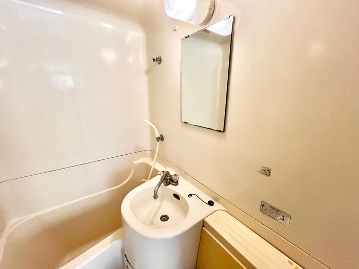 物件内観写真12　(洗面)