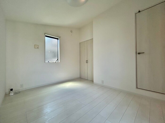 物件内観写真13　(居室)