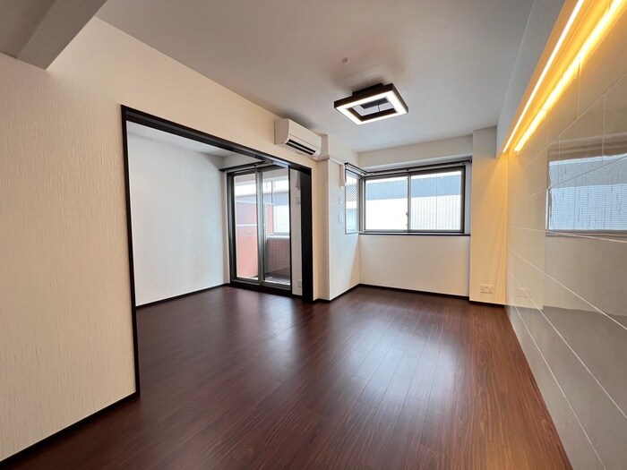 物件内観写真9　(居室)