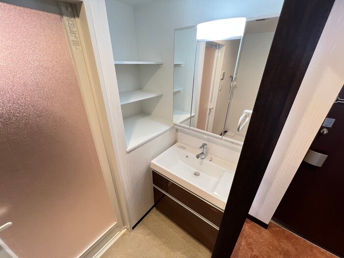 物件内観写真12　(洗面)