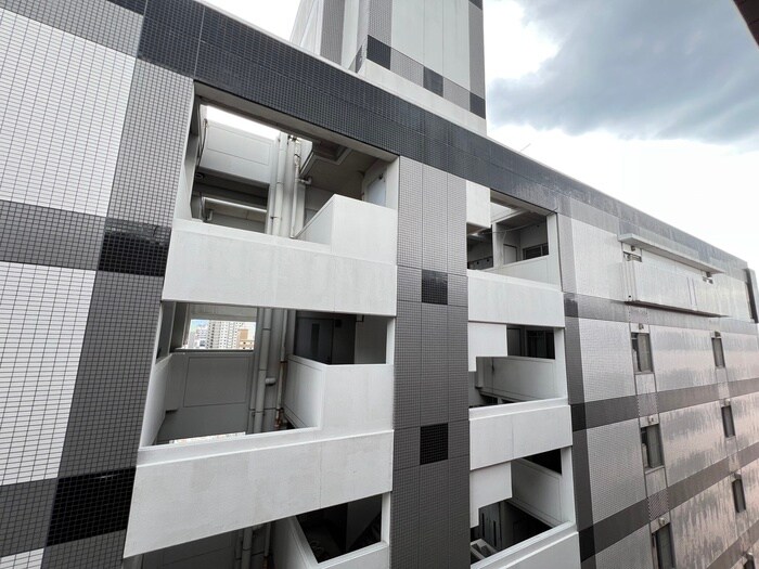 物件内観写真12　(室内からの展望)