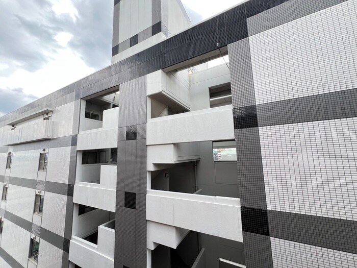 物件内観写真13　(室内からの展望)