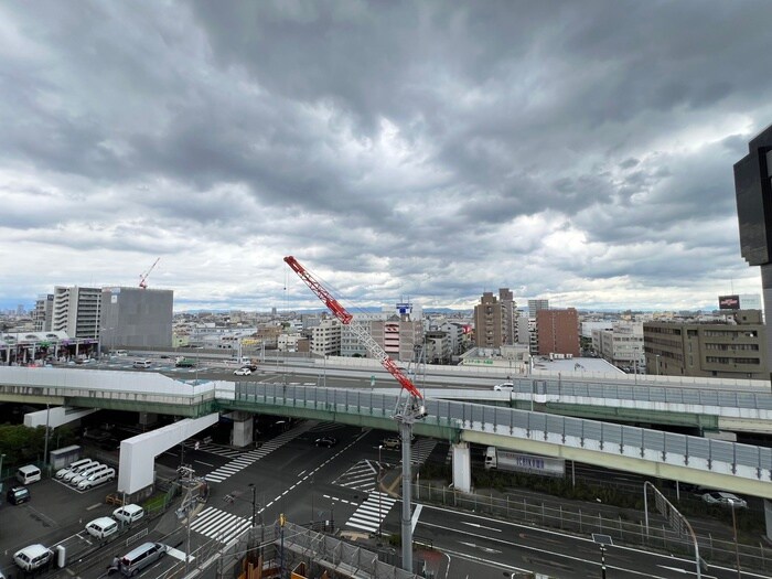 物件内観写真16　(室内からの展望)