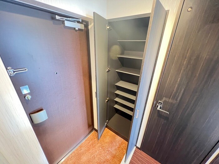 物件内観写真17　(靴箱)