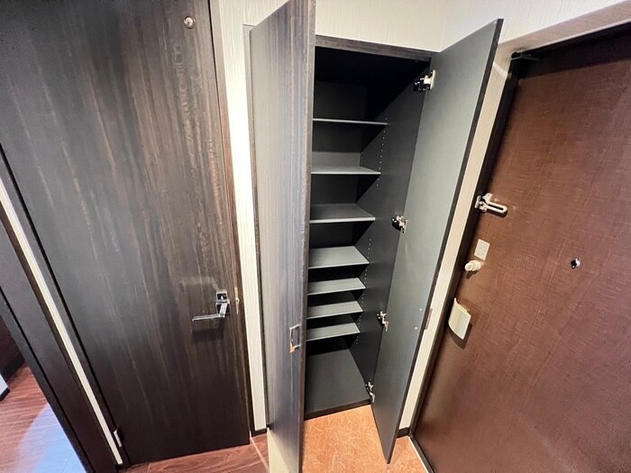 物件内観写真17　(靴箱)