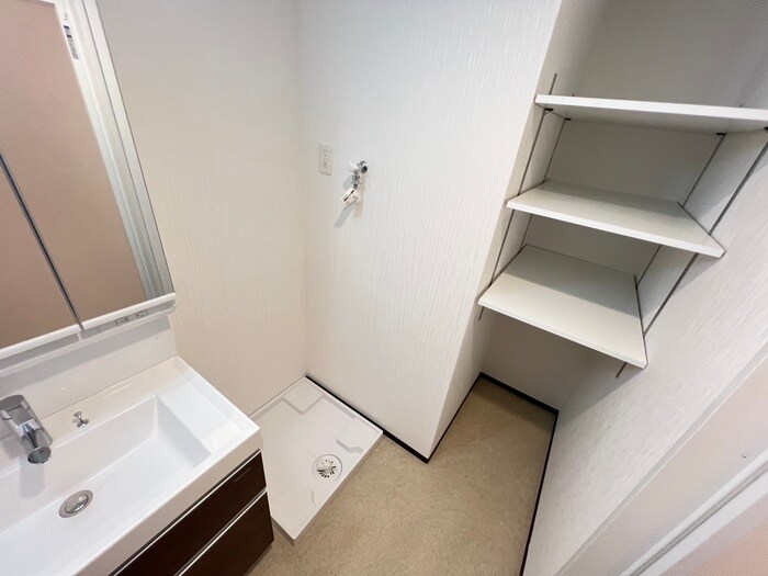 物件内観写真19　(洗濯機置場)