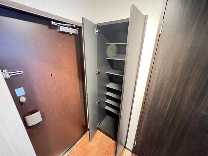 物件内観写真19　(靴箱)