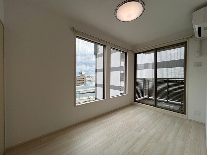 物件内観写真21　(居室)