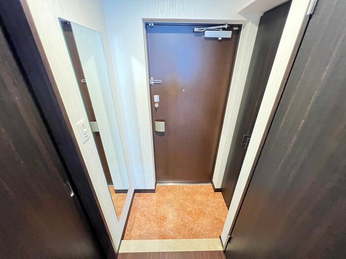 物件内観写真21　(玄関)