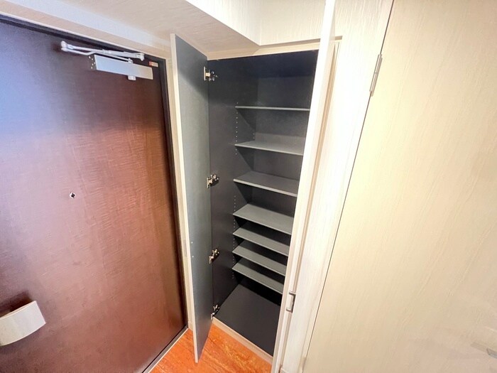 物件内観写真22　(靴箱)