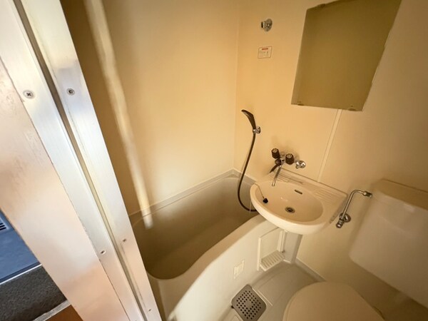 バス／シャワールーム等