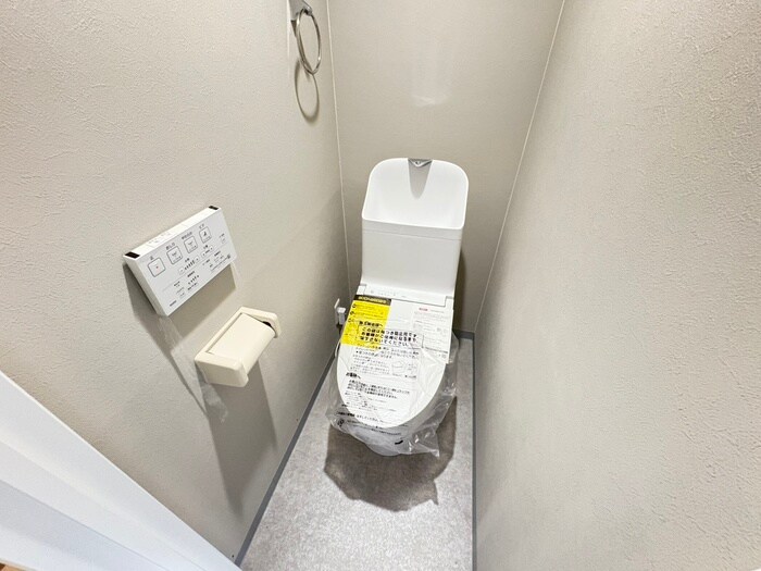 物件内観写真12　(トイレ)