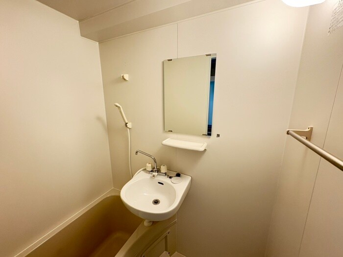 物件内観写真18　(洗面)