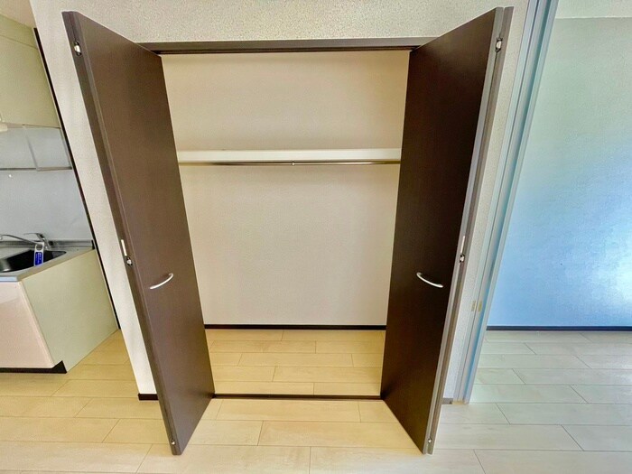 物件内観写真10　(収納)