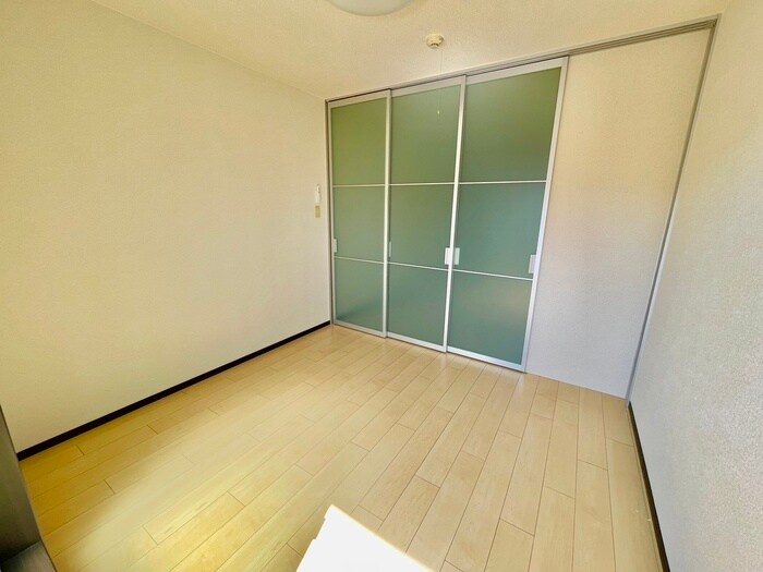 物件内観写真11　(居室)