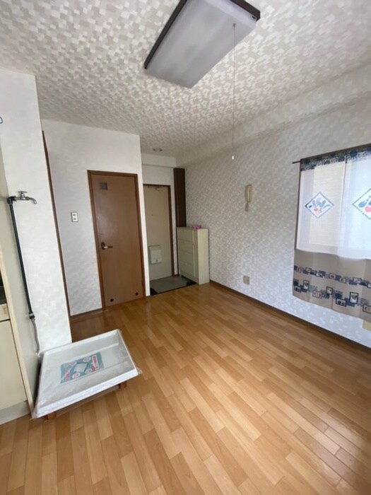 物件内観写真13　(居室)