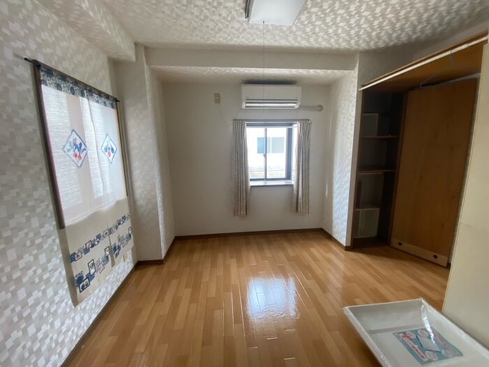 物件内観写真18　(居室)