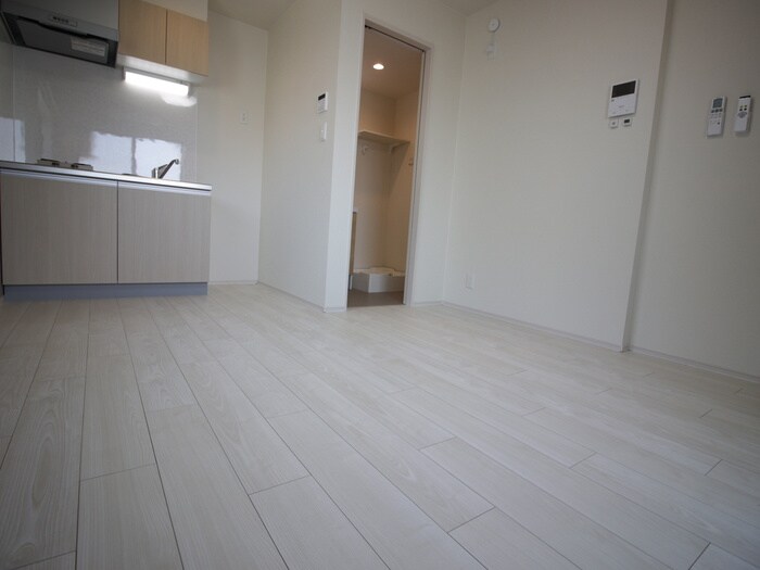 物件内観写真8　(居室)