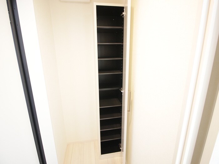 物件内観写真14　(靴箱)