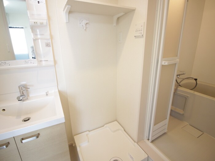 物件内観写真20　(洗濯機置場)