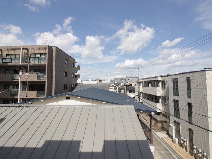 物件内観写真22　(室内からの展望)