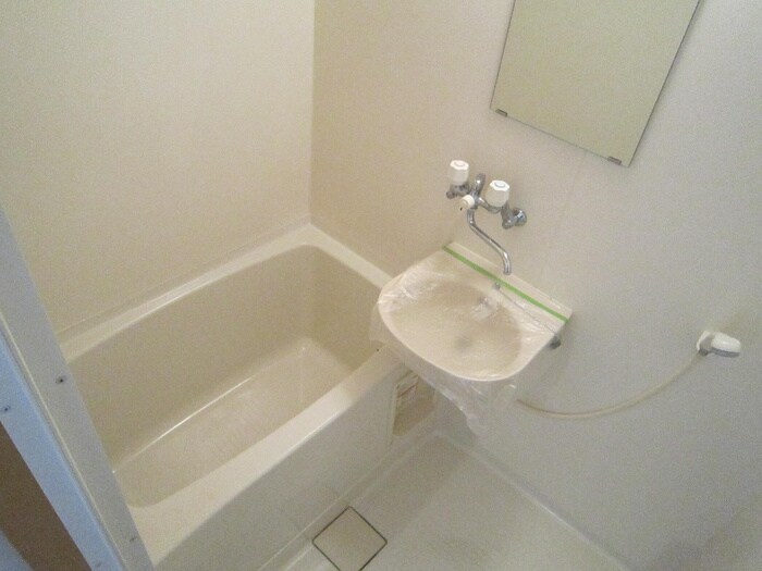 物件内観写真7　(バス／シャワールーム等)