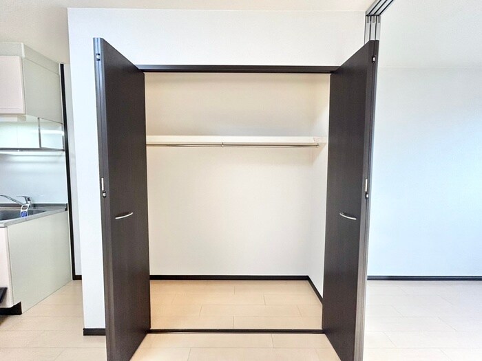 物件内観写真16　(収納)
