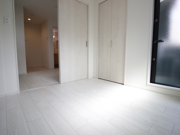 物件内観写真9　(居室)