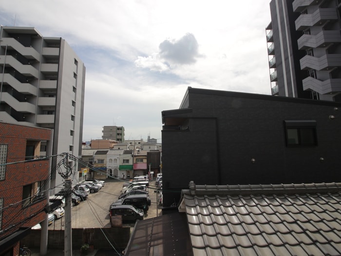 物件内観写真22　(室内からの展望)