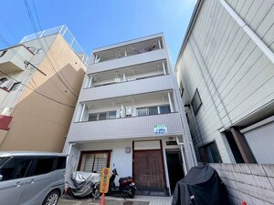 グッティ東五条外観写真
