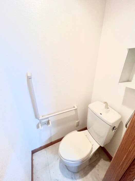 物件内観写真7　(トイレ)