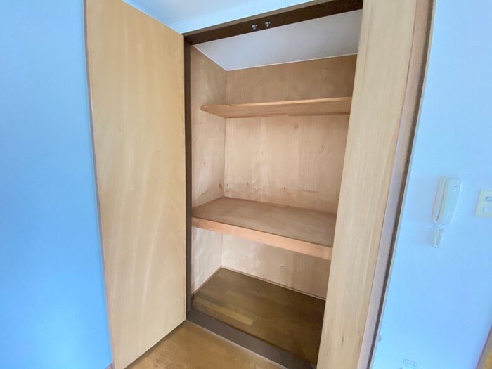 物件内観写真8　(収納)