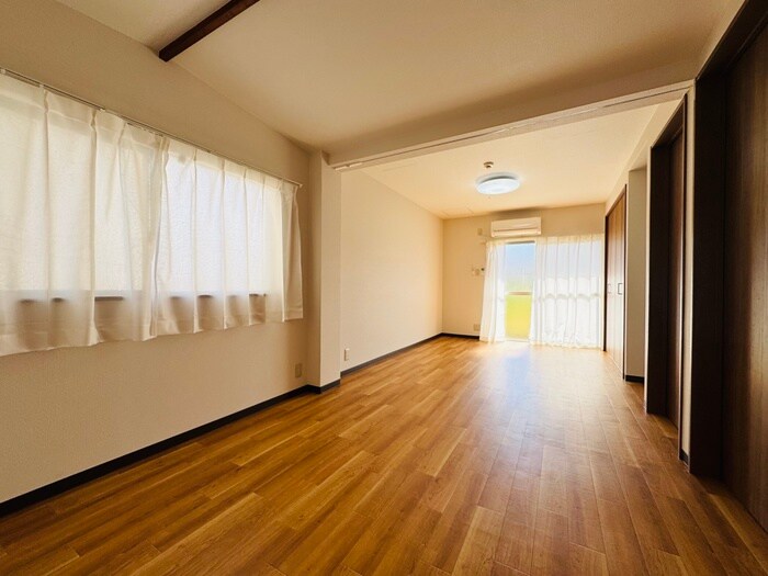 物件内観写真10　(居室)