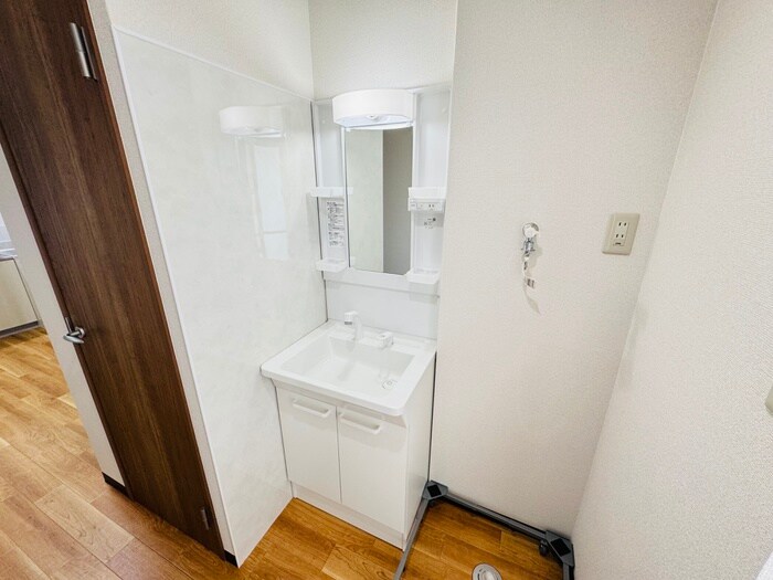 物件内観写真13　(洗面)