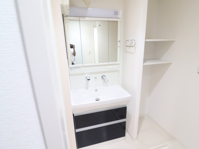 物件内観写真9　(洗面)