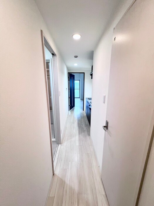 物件内観写真15　(廊下)