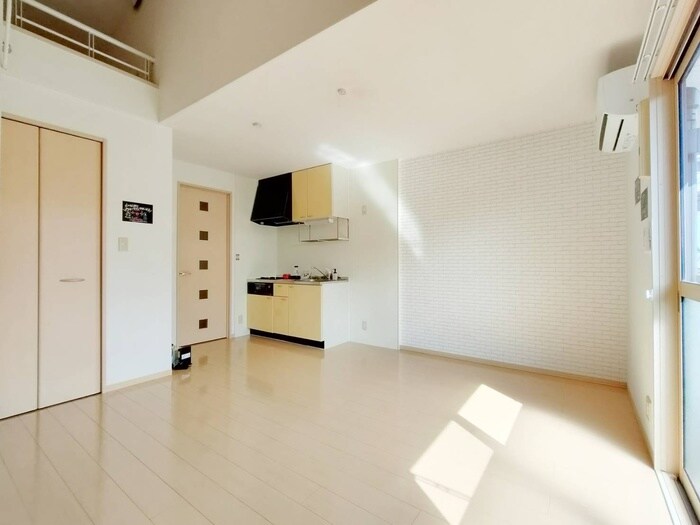 物件内観写真10　(居室)