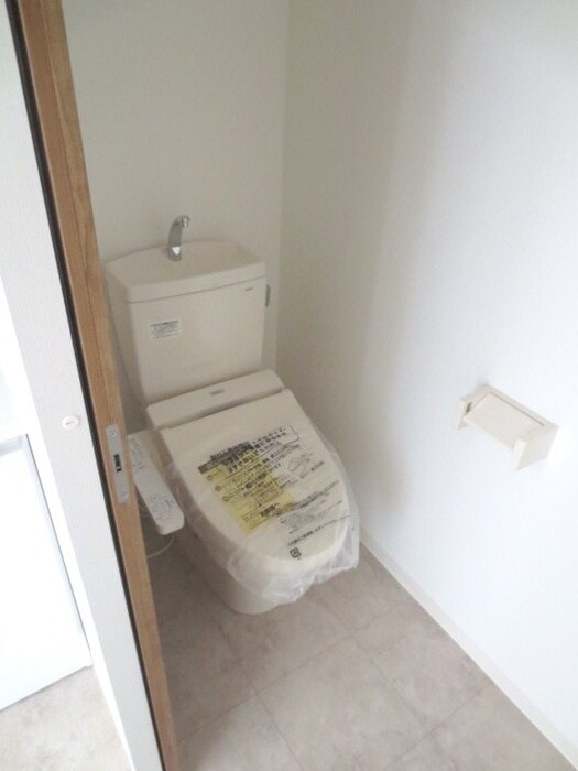 物件内観写真15　(トイレ)