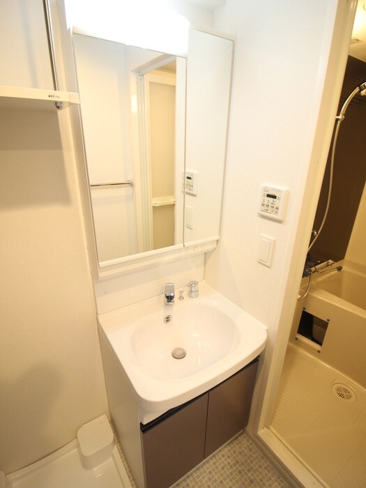 物件内観写真9　(洗面)