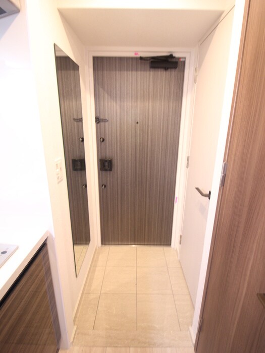 物件内観写真17　(玄関)