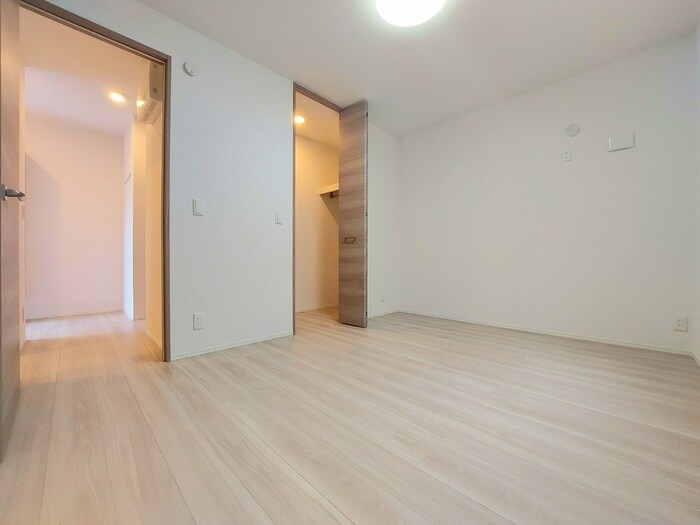 物件内観写真22　(居室)