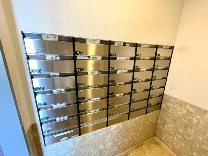 物件外観写真6　(建物設備)