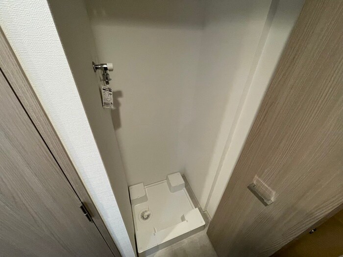 物件内観写真13　(洗濯機置場)