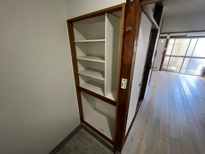 物件内観写真18　(収納)