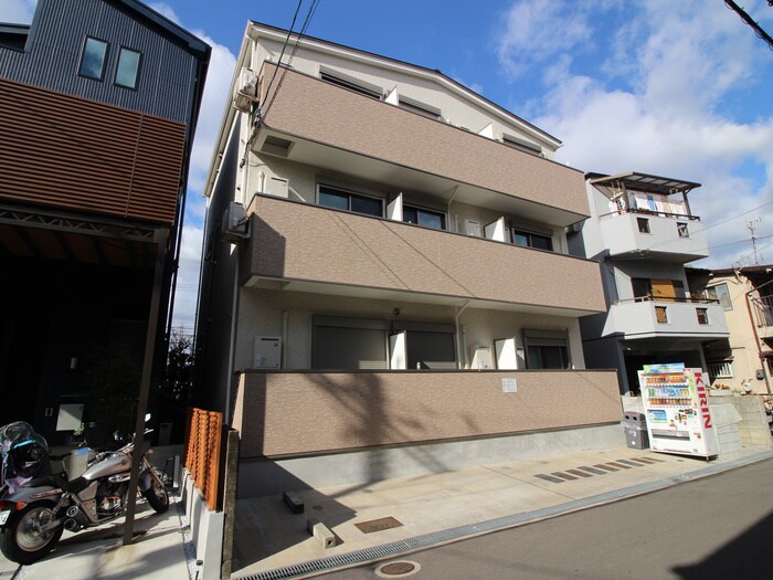 物件外観写真1　(外観写真)