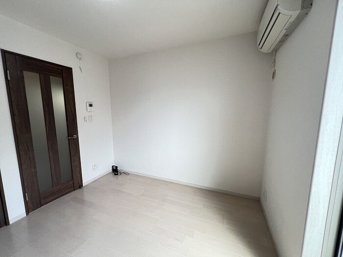 物件内観写真14　(居室)