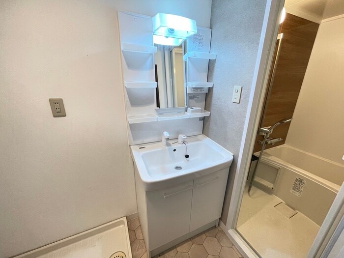 物件内観写真12　(洗面)