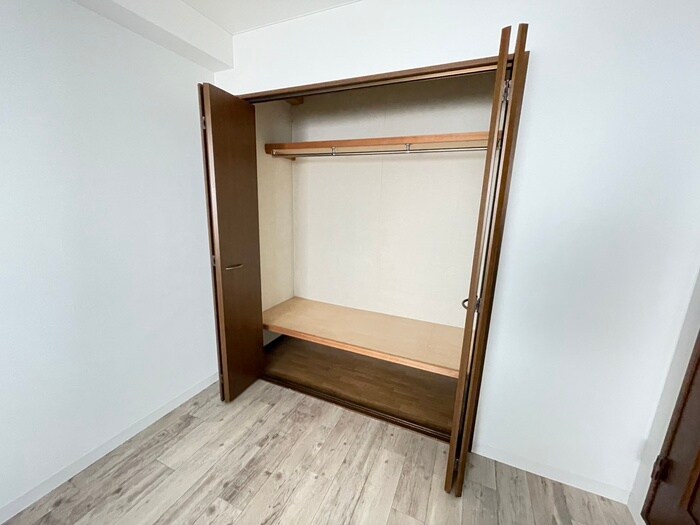 物件内観写真18　(収納)