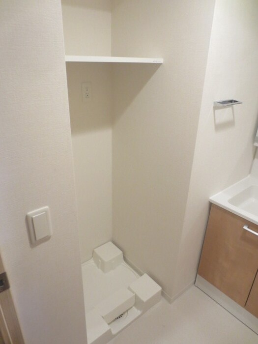 物件内観写真17　(洗濯機置場)