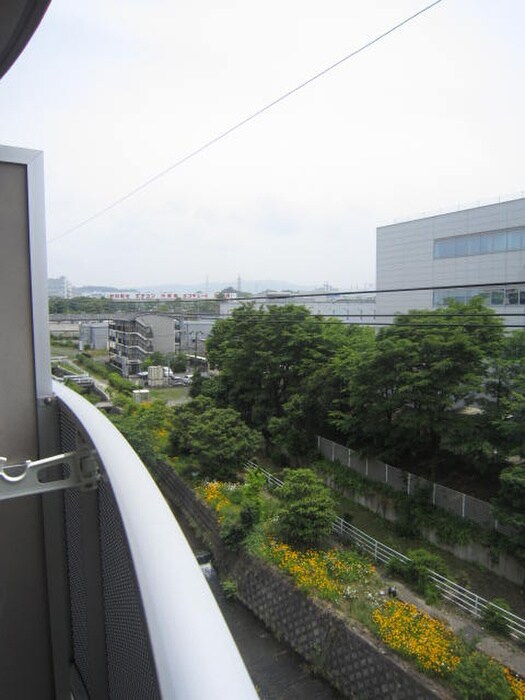 物件内観写真19　(室内からの展望)